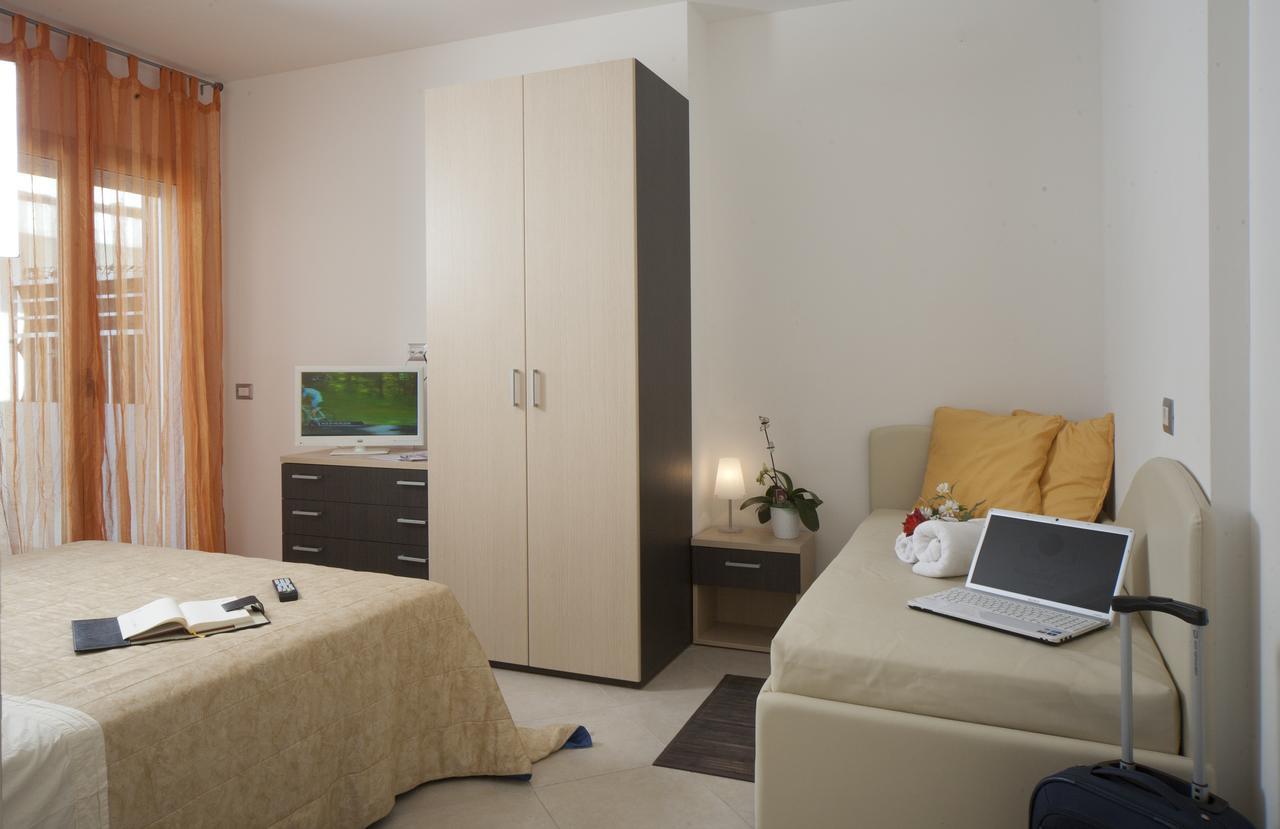 Residence Perla Мисано Адриатико Екстериор снимка